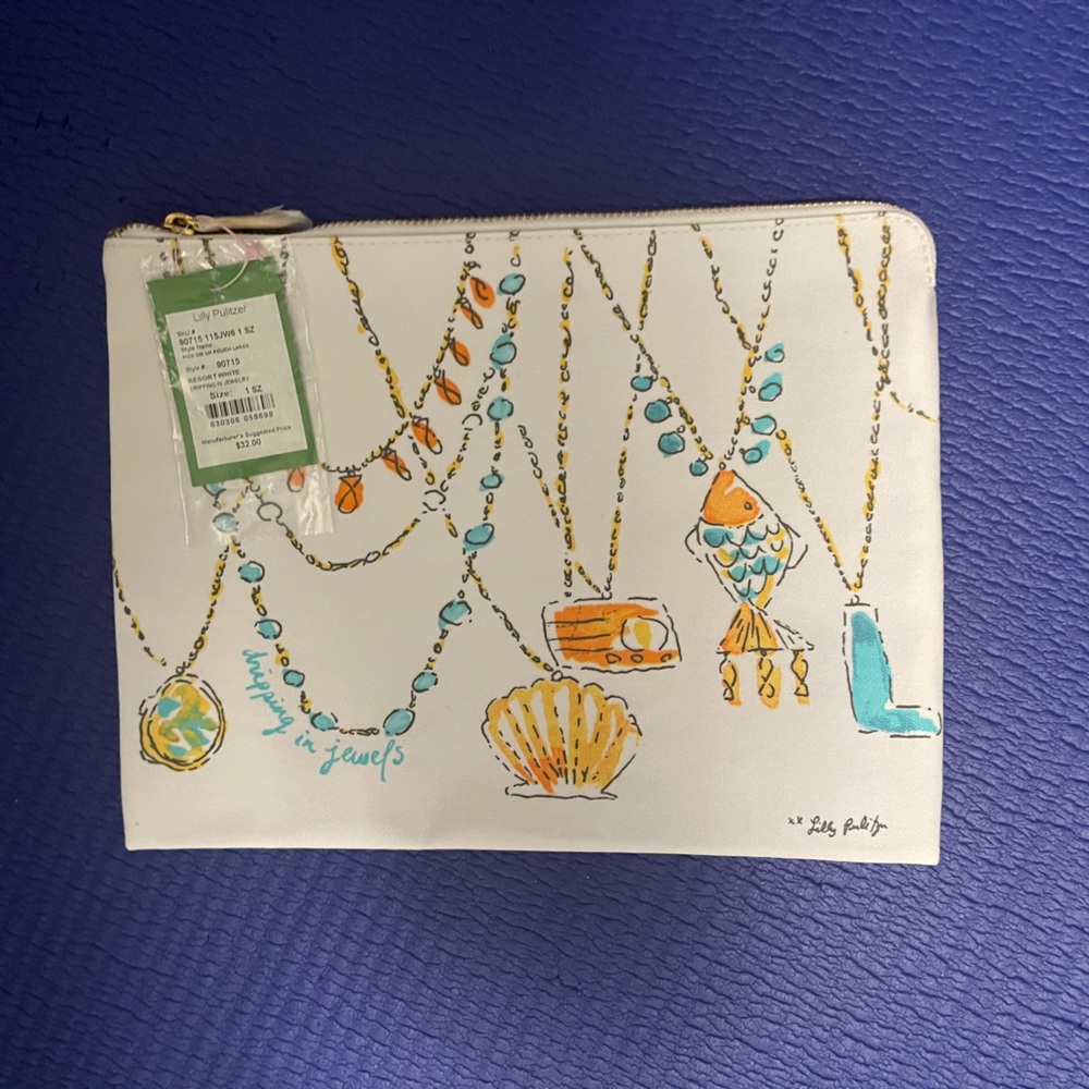 Lilly Pulitzer Dripping In Jewerly Pouch